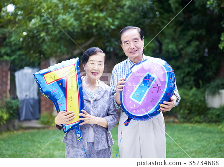 老夫婦的慶祝活動 35234688