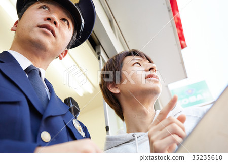 警察發出指示 35235610