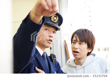 警察發出指示 警察發出指示 35235704