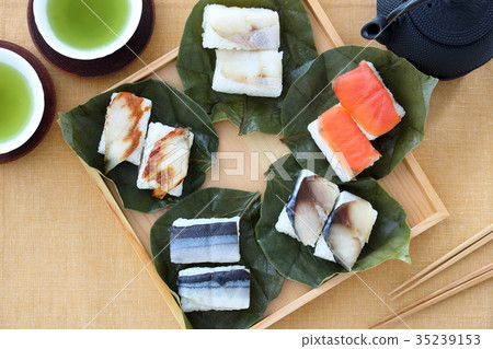 Persimmon leaf sushi Persimmon leaf sushi 35239153