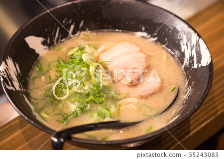 Tonkotsu Ramen 35243083