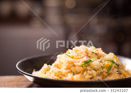 Fried rice  35243107
