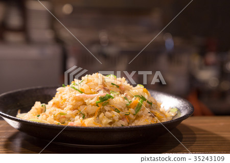 Fried rice  35243109