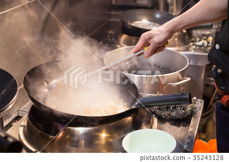 Cooking 35243128