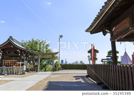 Kobe-Kitano Tenma Shrine 35245399