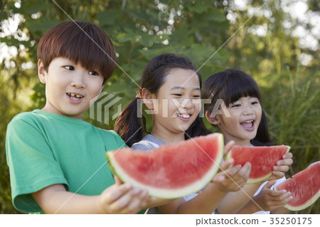 孩子，西瓜，吃 35250175