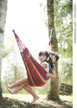 Children, hammock 35250507