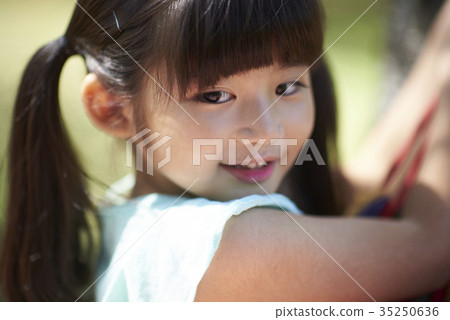 Children, hammock Children, hammock 35250636
