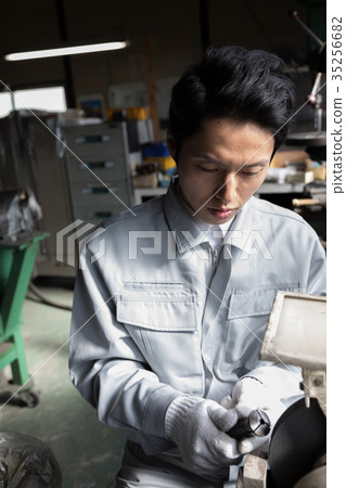 Factory polishing Factory polishing 35256682