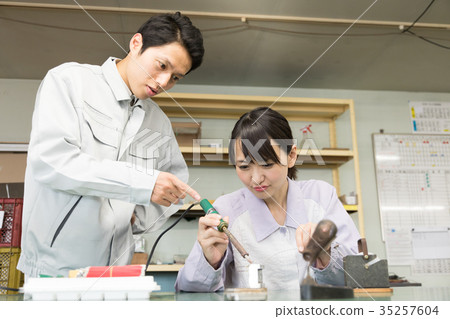 工廠焊接 35257604