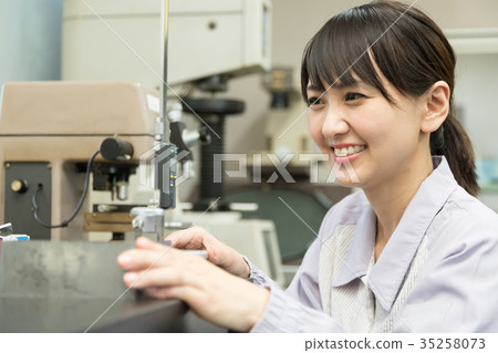 Factory Measurement Height Gauge Quality Control Inspection Analysis Factory Measurement Height Gauge Quality Control Inspection Analysis 35258073