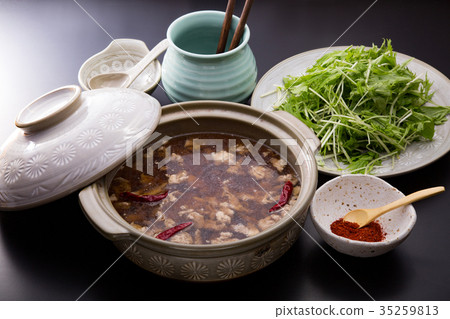Beef stew pot Beef stew pot 35259813