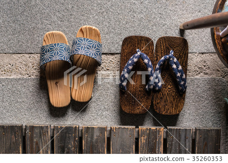 Japanese Sandals  35260353