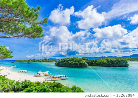 Ishigakijima Kawahira Bay 35262094