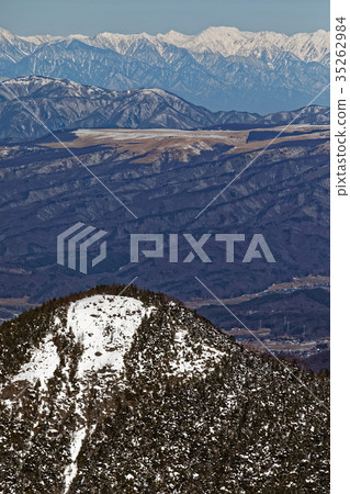 View of Nishidake and Kirigamine, Tateyama seen from Yatsugatake Mountain Range, Mt. 35262984