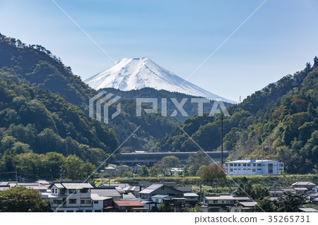 從山上看到的富士山 35265731