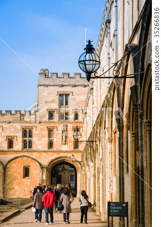 Tom Tower Oxford University, UK Tom Tower Oxford University, UK 35266836