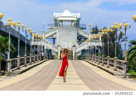 Young Woman Posing on The Sarasin Bridge 35269332