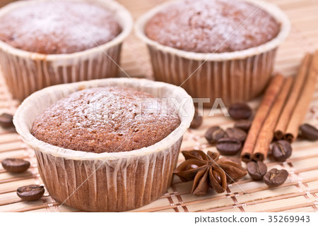 Dessert - chocolate muffins Dessert - chocolate muffins 35269943