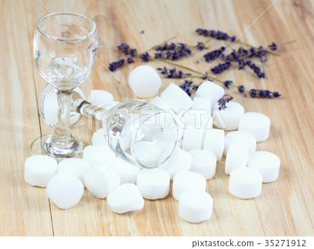 Pile of softener salt pellets 35271912