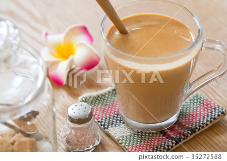 Milk tea 35272588