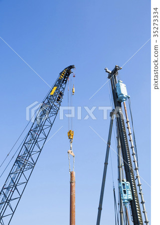 施工現場打樁工作 35273334