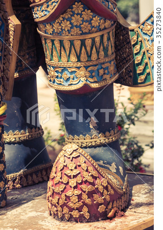 Thai giant statues, giant symbol in Thai temple 35273840