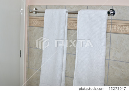 Towel holder in the bathroom 35273947