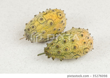 Kiwano 35276098