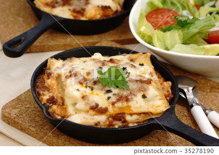Lasagna made with skillet Lasagna made with skillet 35278190