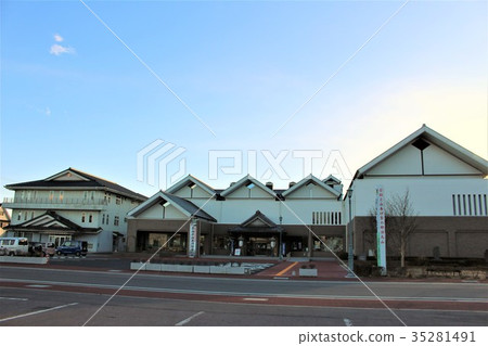 那須山,高山山在黃昏 那須山,高山山在黃昏 35281491