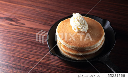 Overhead sweets image 35281566