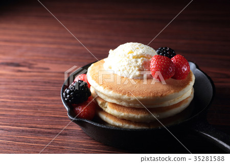 Overhead sweets image Overhead sweets image 35281588