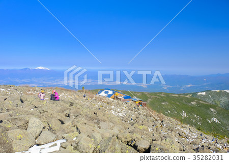 View from Tateshina mountain peak View from Tateshina mountain peak 35282031