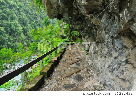 太魯閣國家公園,太魯閣台地,砂卡礑溪,砂卡礑,砂卡礑步道,神秘谷 太魯閣國家公園,太魯閣台地,砂卡礑溪,砂卡礑,砂卡礑步道,神秘谷 35282452
