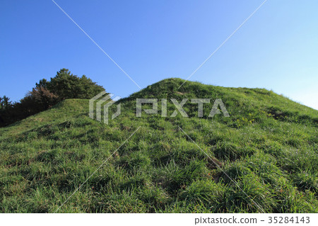 國家歷史遺址Kobosan Tomb（從正面東北方向的山丘） 35284143