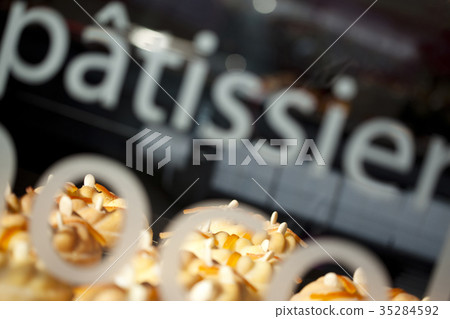 Cakes in a French bakery 35284592