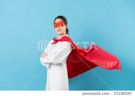 beautiful woman hospital doctor hands crossed 35286095