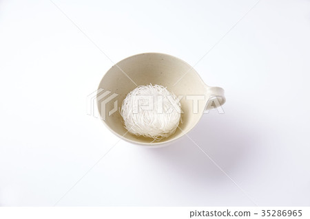 Dried noodles Dried noodles 35286965