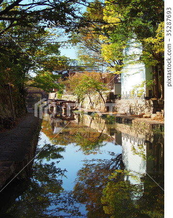早秋水村，近江八幡 35287693