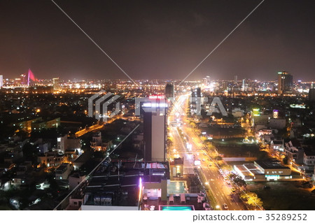 Da Nang night view 35289252
