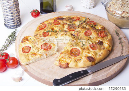 Fresh bread focaccio with tomatoes and cheese 35290683