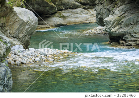 Kurobe Canyon Kurobe Canyon 35293466