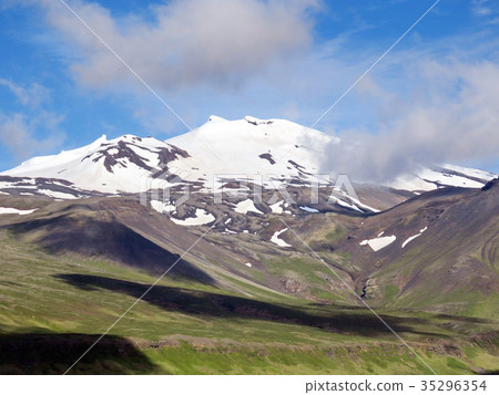 Iceland Snaefellsjokull volcano 2017 35296354