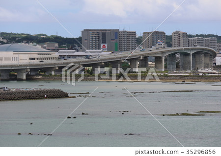 Tomigusuku Road Tomigusuku Road 35296856