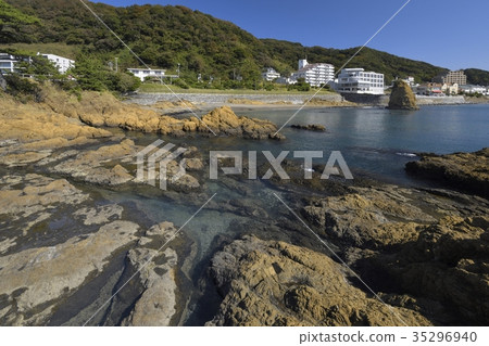Autumn Tateishi coast seen from the nose of the sky Autumn Tateishi coast seen from the nose of the sky 35296940