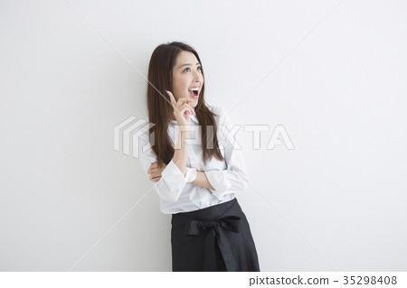 An inspired woman An inspired woman 35298408
