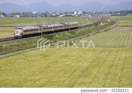 485 JNR color limited express Nichirin Main Line Bunmae Zenkoji-Yanigaura 485 JNR color limited express Nichirin Main Line Bunmae Zenkoji-Yanigaura 35298521