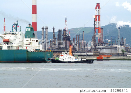 Mizushima Petroleum Industrial Complex and cruise ship 35299841
