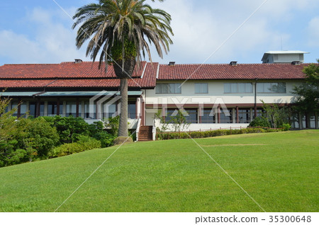 Commemorative photographs were taken by various countries on the grass in the garden of the Shima Kanko Hotel. Commemorative photographs were taken by various countries on the grass in the garden of the Shima Kanko Hotel. 35300648